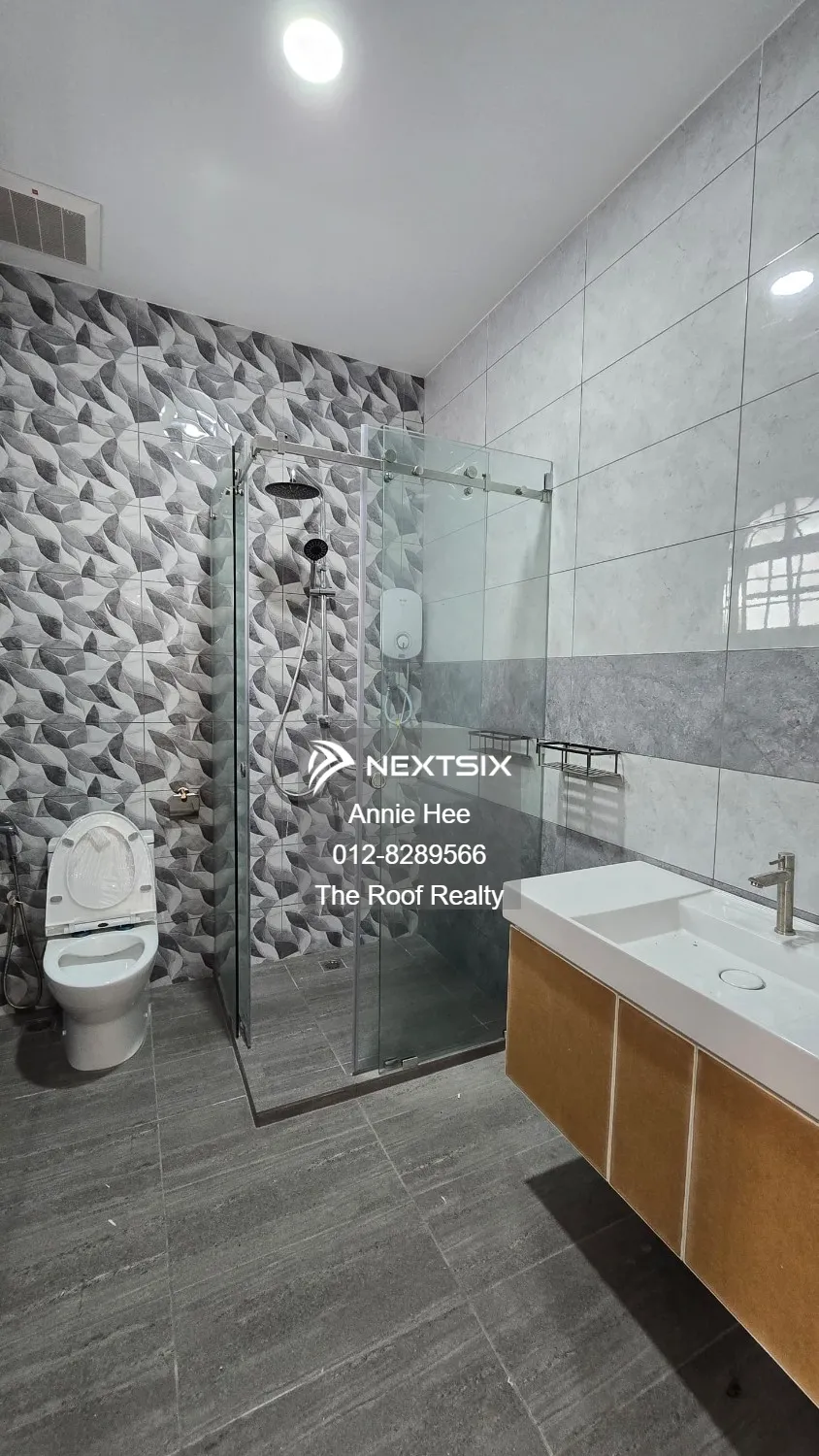 Semi-detached House For Rent in Kota Kinabalu Sabah - Image 16