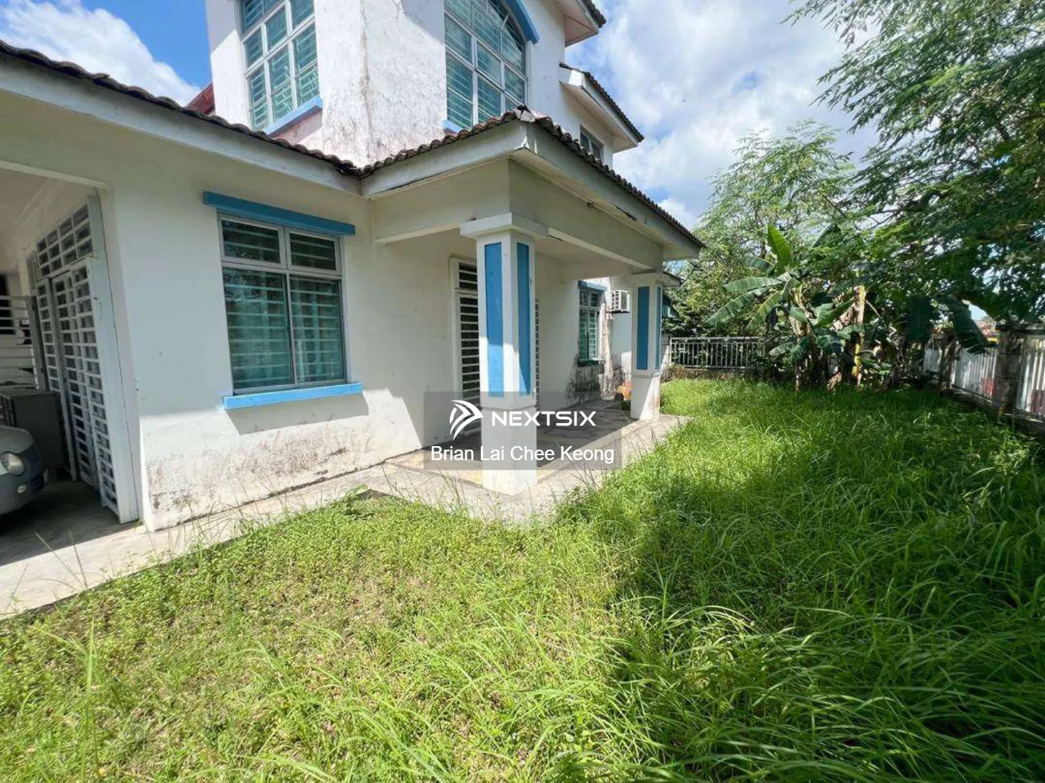 1.5 Storey @ Jalan Enau / Taman Daya / Partial Furnish / Extra Land