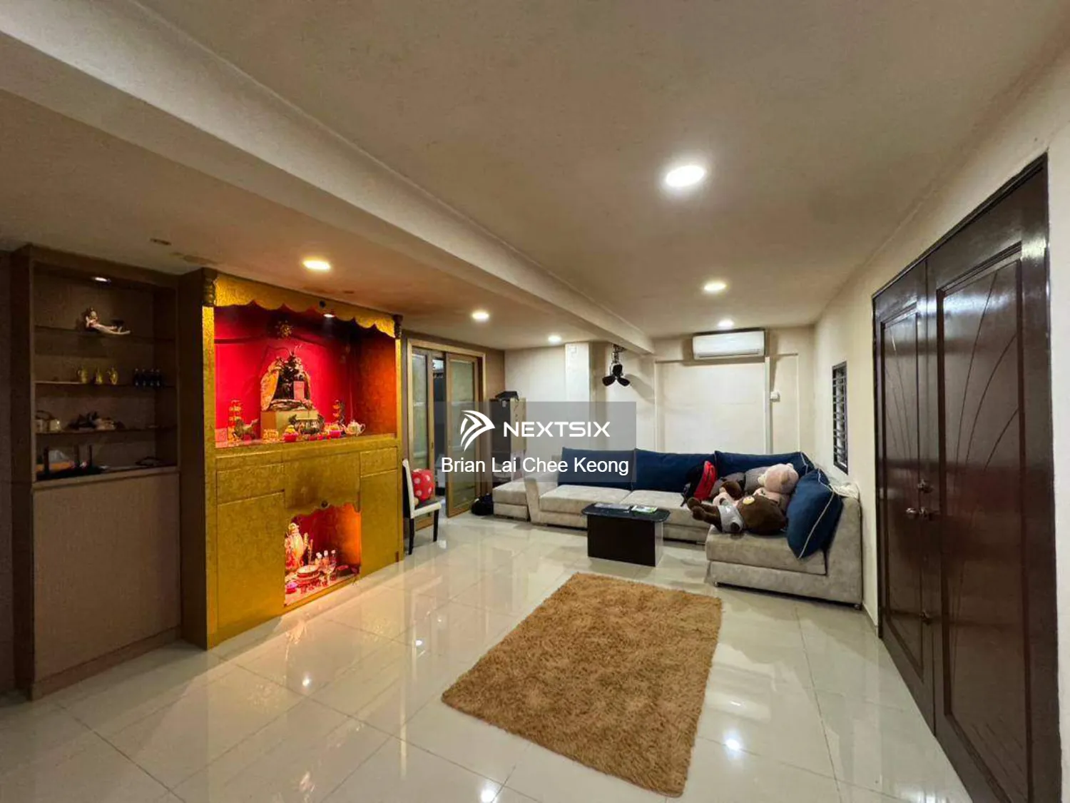 2.5 Storey @ Ehsan Heights / Tmn daya / Fully Renovate / Guard & Gated