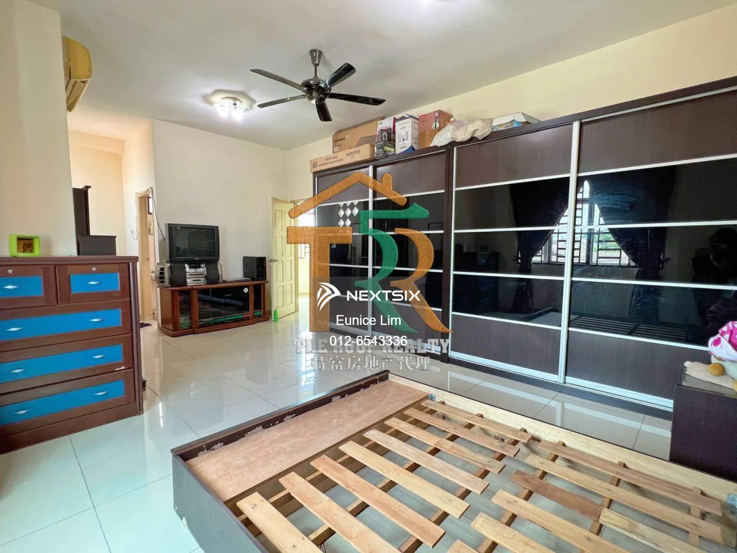 Semi-detached House For Sale in Muar Johor - Image 9