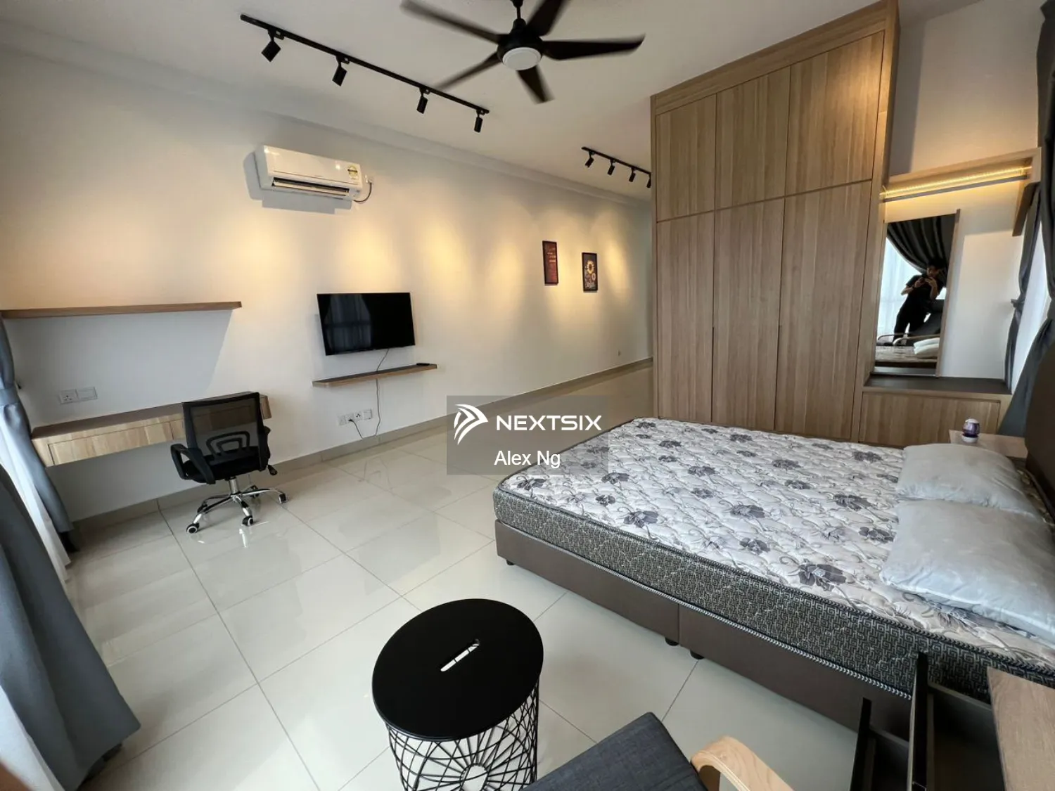 Twin Tower Residence