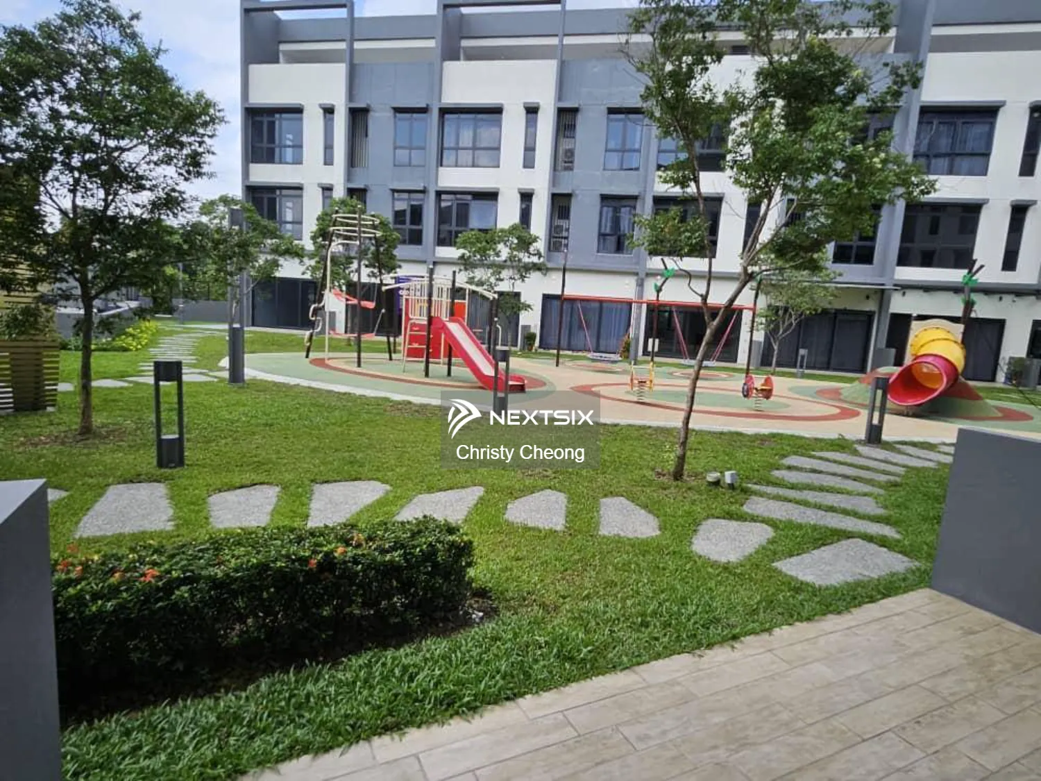 Townhouse For Sale in Serdang Selangor - Image 16