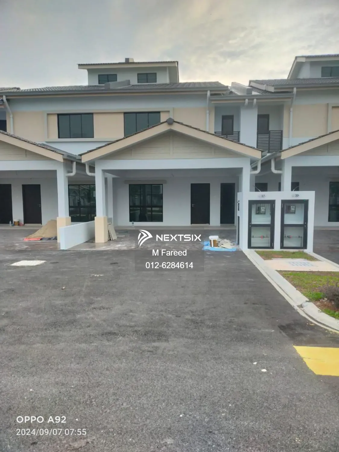 NUSA CINTA, SETIA FONTAINES