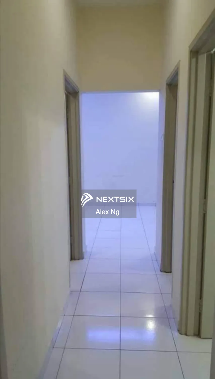 Serviced Residence For Sale in Tampoi Johor - Image 4