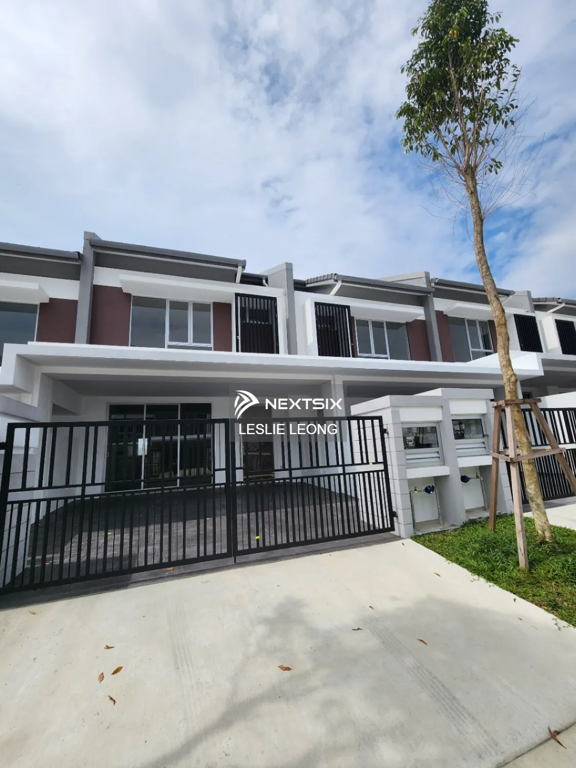 Partly Furnished New House 2 storey Garland 2 Kota Emerald Rawang For Rent