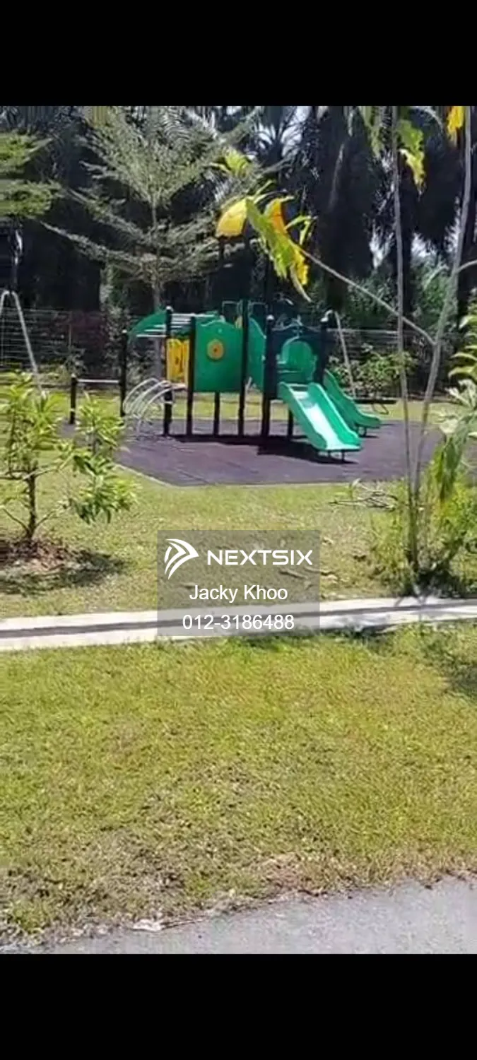 Semi-detached House For Sale in Batang Berjuntai Selangor - Image 22