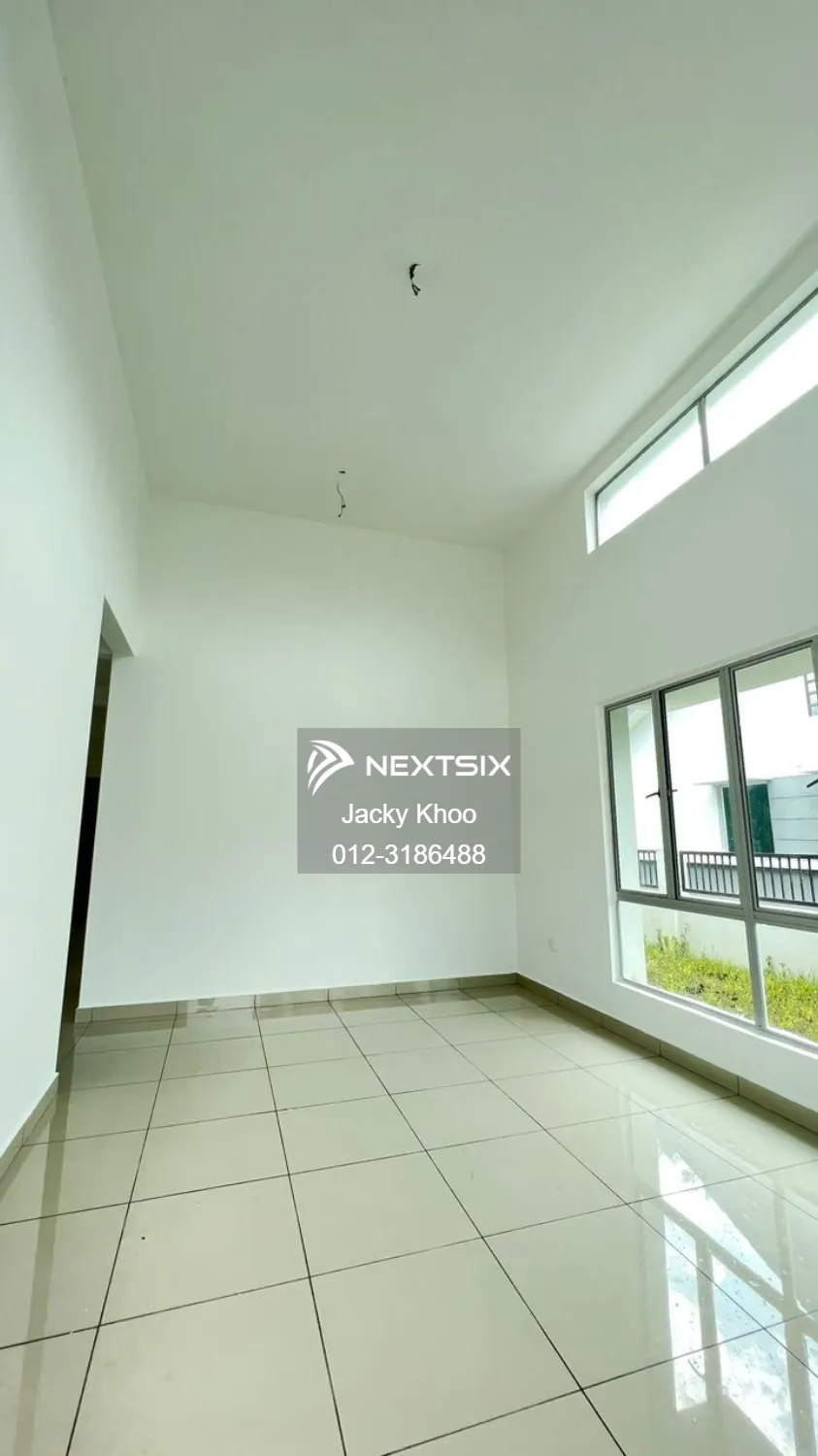 Semi-detached House For Sale in Batang Berjuntai Selangor - Image 4