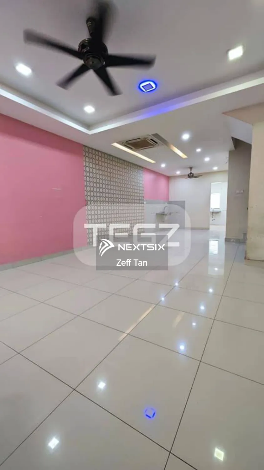 Puteri Kerongsang Klang 2.5 Link Storey House 22x75 Renovated