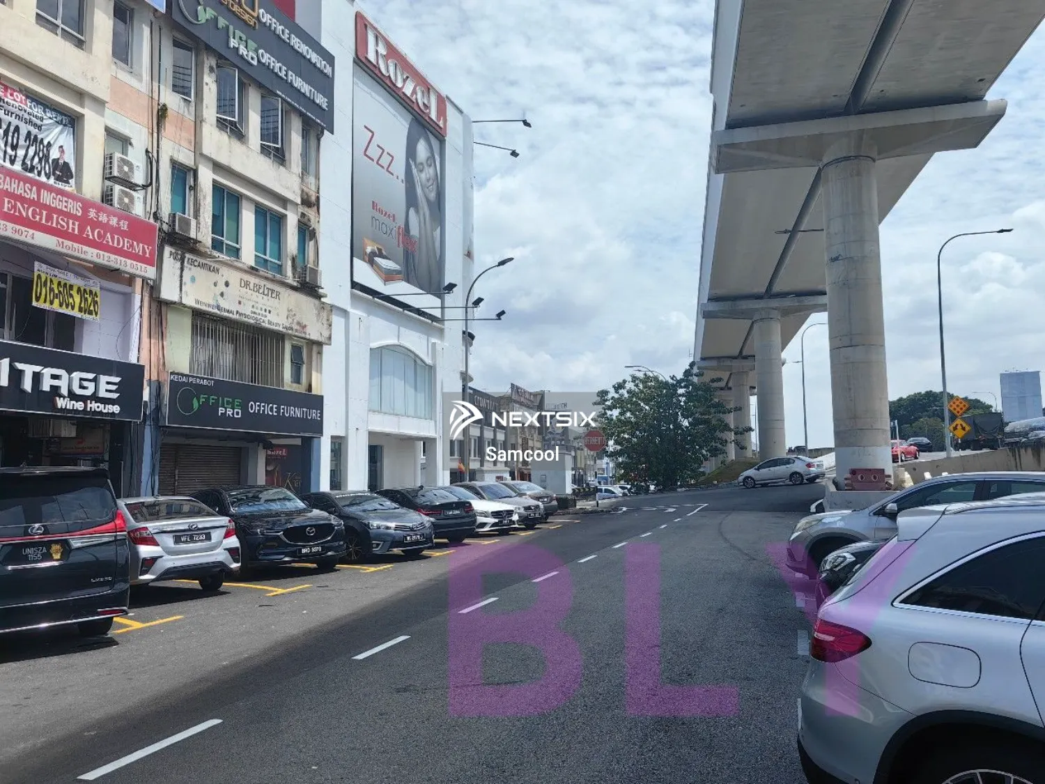 Bukit Tinggi 1 Facing Main Road Shop Office