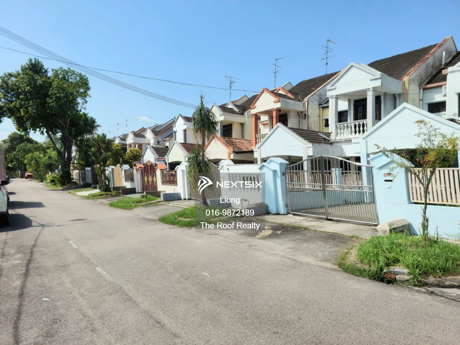 Permas Jaya Double Storey Terrace Endlot 双层排楼