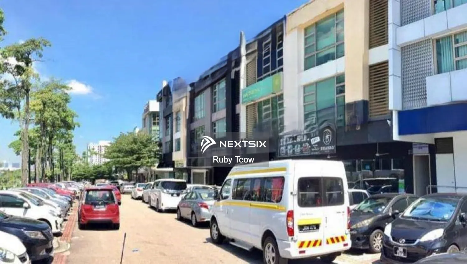 Taman Ponderosa - 3 Sty Shop Lot (Tenanted) For Sale