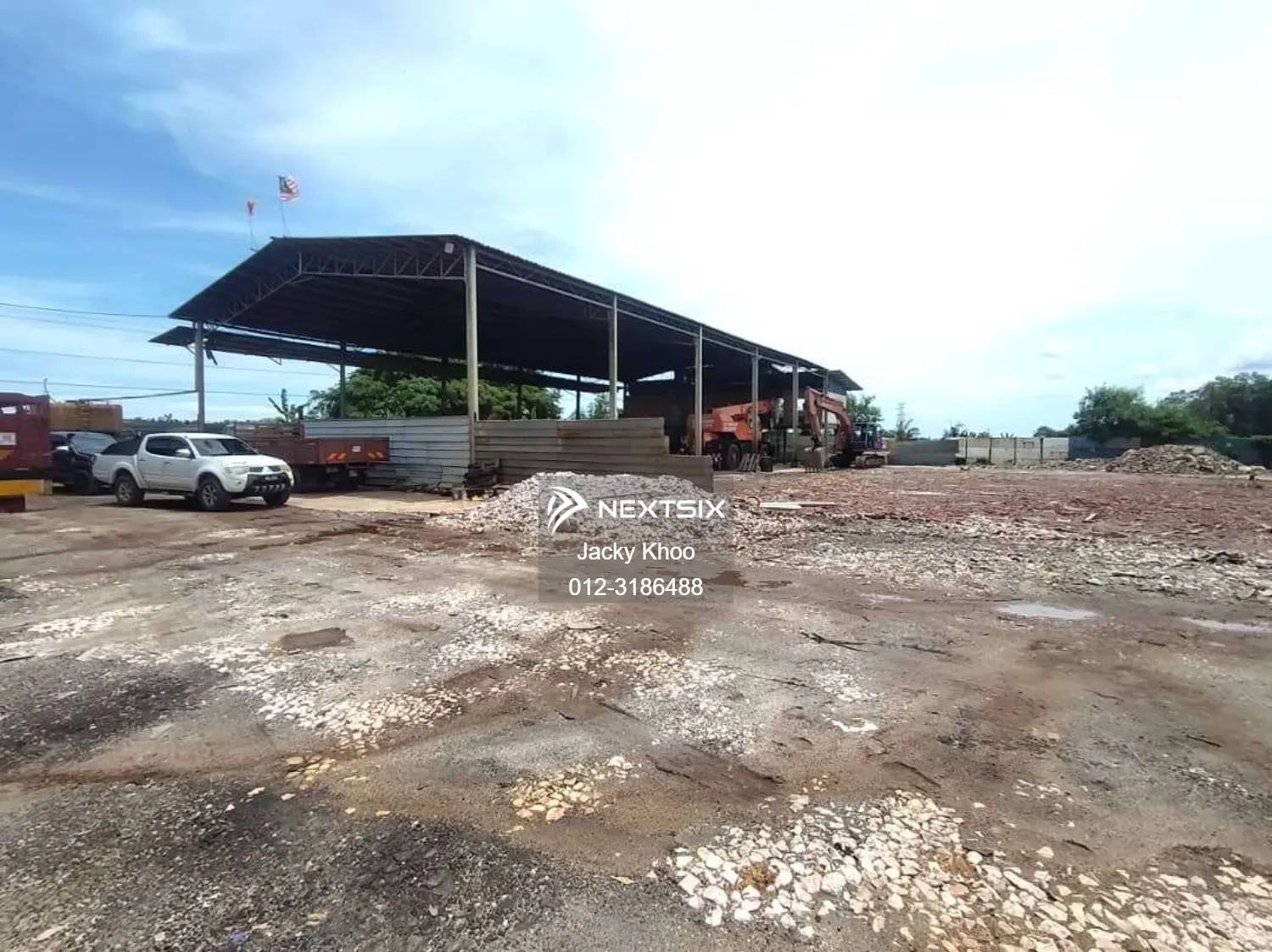 Klang Johan Setia Land for Rent, 1.0 Acres Flat Empty Land with 20 K sqft Shed and Office for Rent