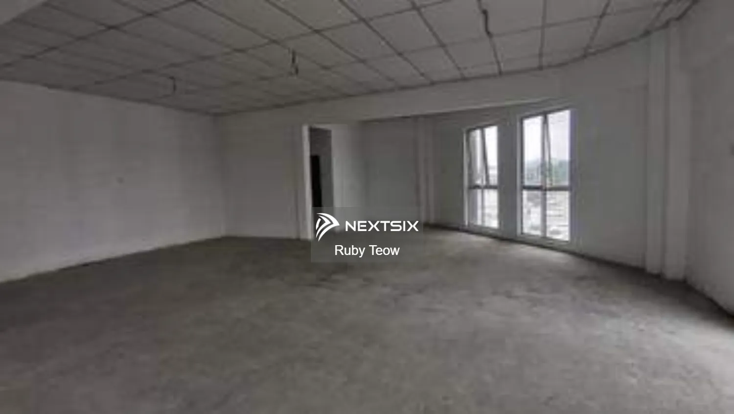 Taman Mutiara Mas - 3 Sty Shop Lot (Corner) For Rent