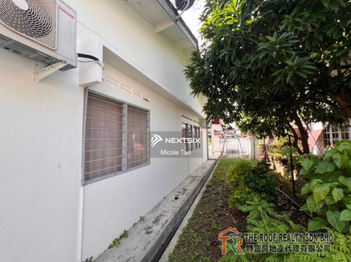 Semi-detached House For Sale in Muar Johor - Image 14