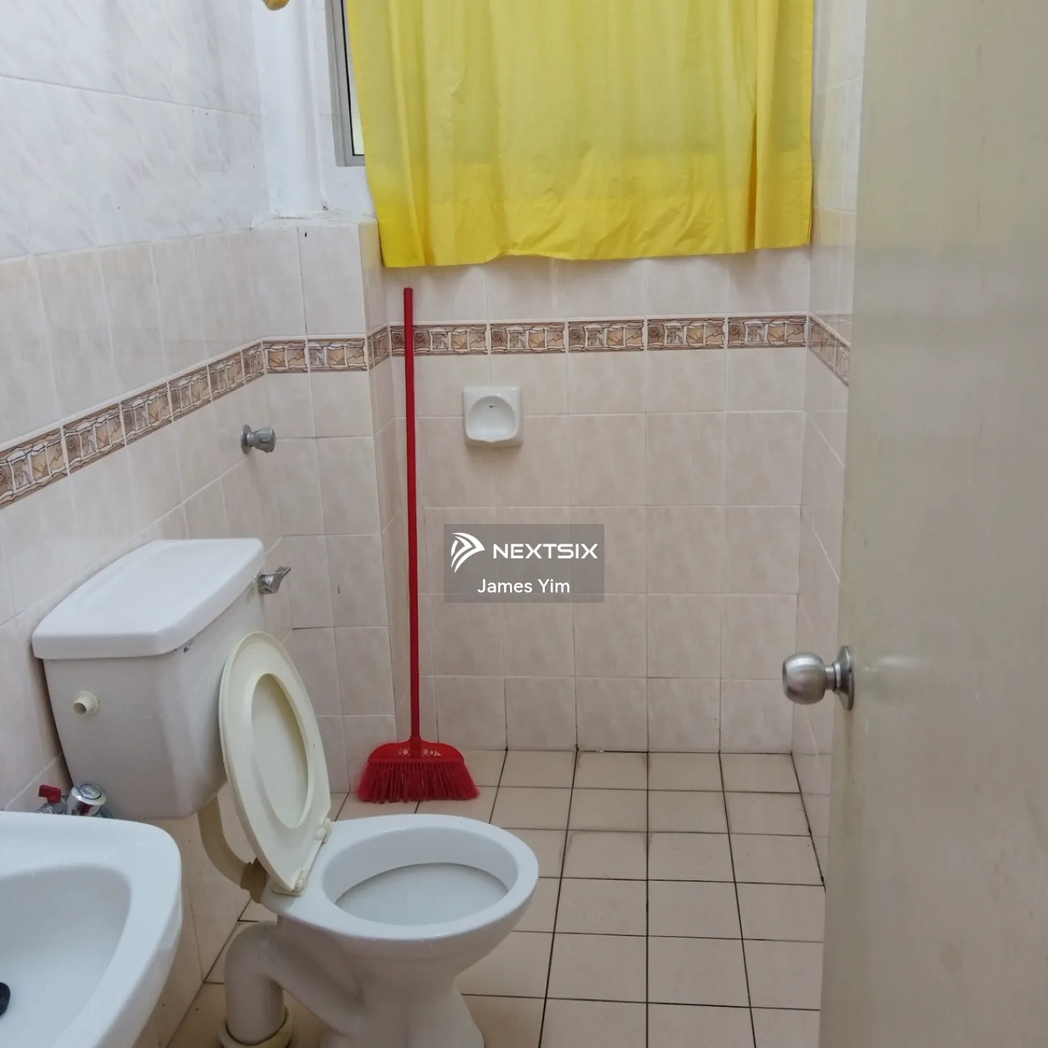 Semi-detached House For Sale in Saujana Utama Selangor - Image 6