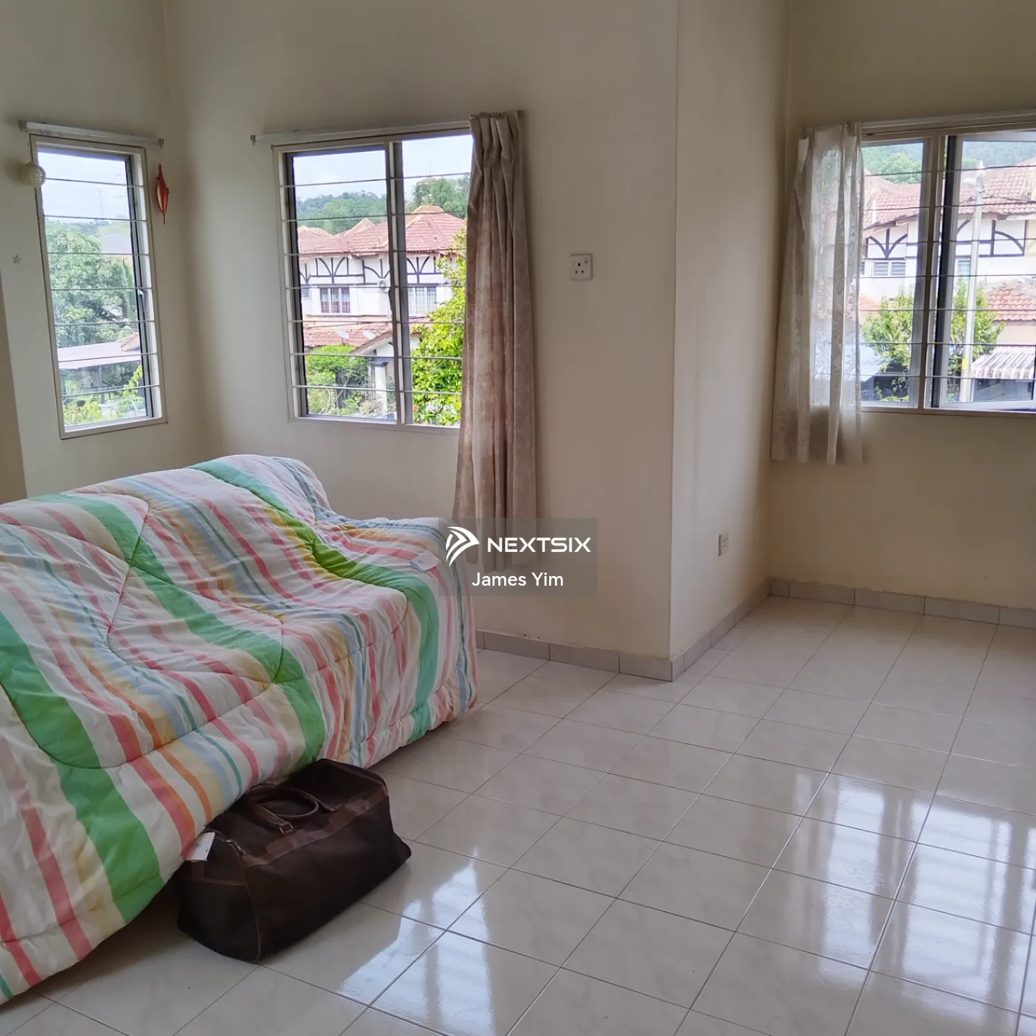 Semi-detached House For Sale in Saujana Utama Selangor - Image 9