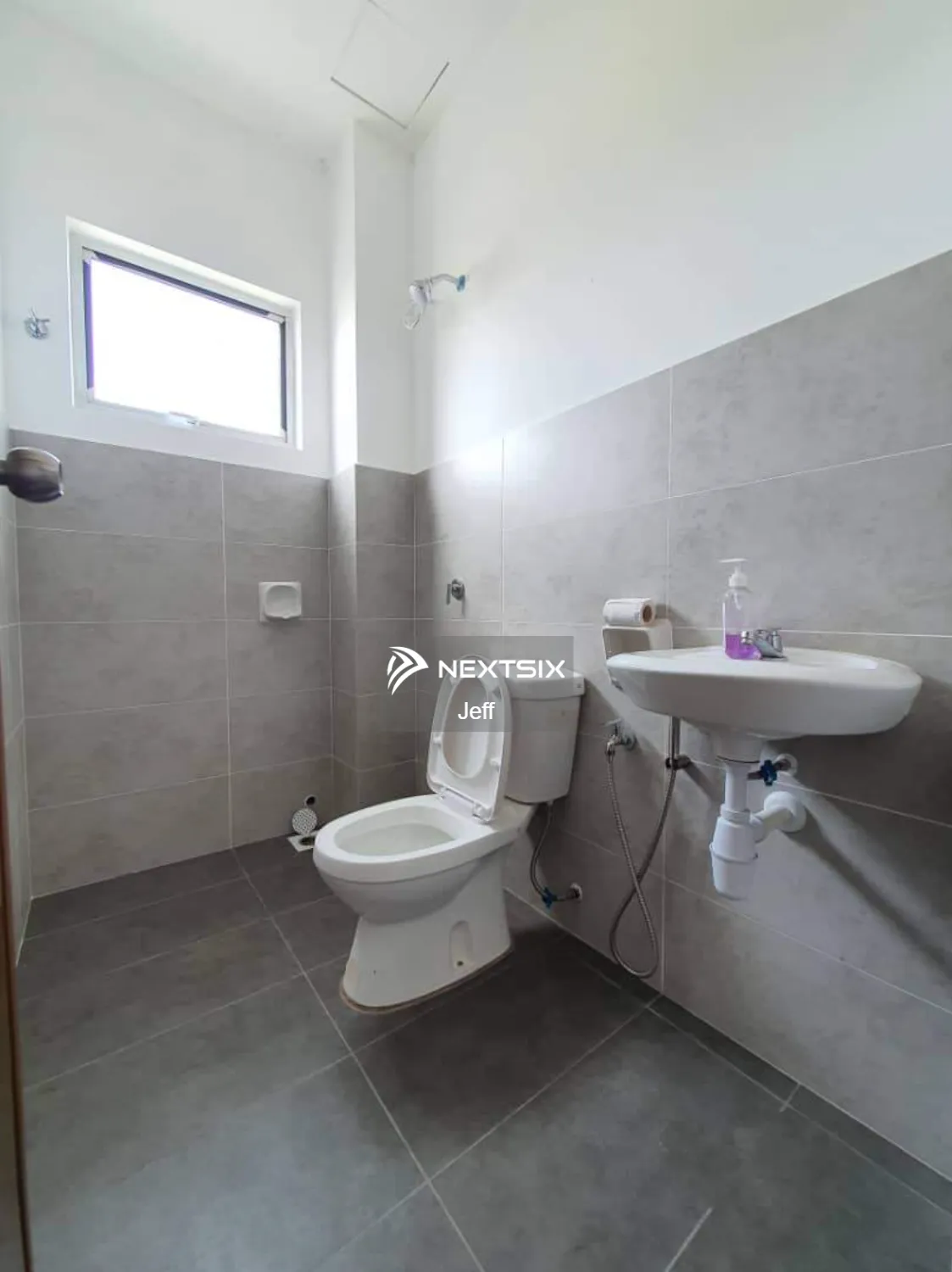 Townhouse For Sale in Sepang Selangor - Image 7