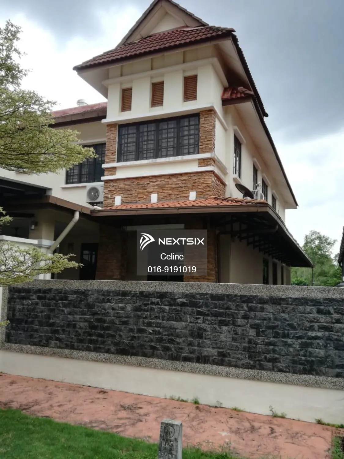 Semi-detached House For Sale in Puchong Selangor - Image 2