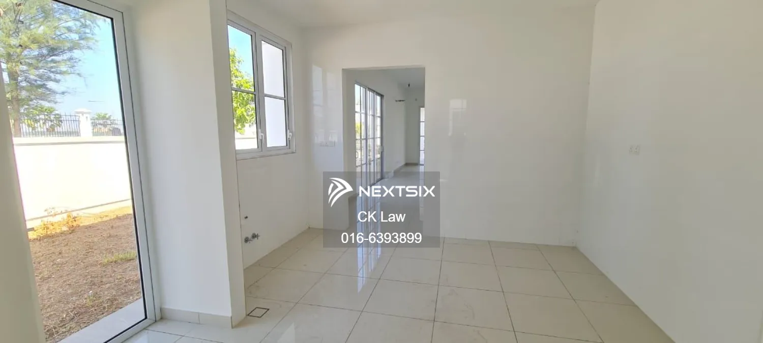 Semi-detached House For Sale in Semenyih Selangor - Image 9