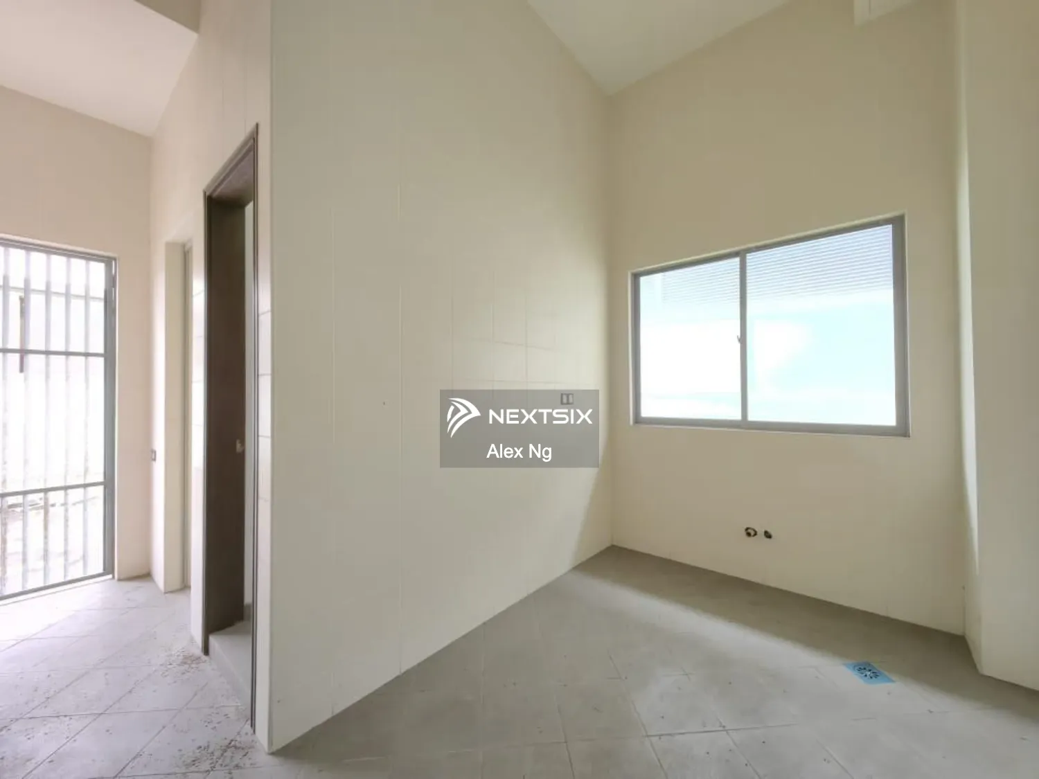 Bungalow For Sale in Tampoi Johor - Image 13