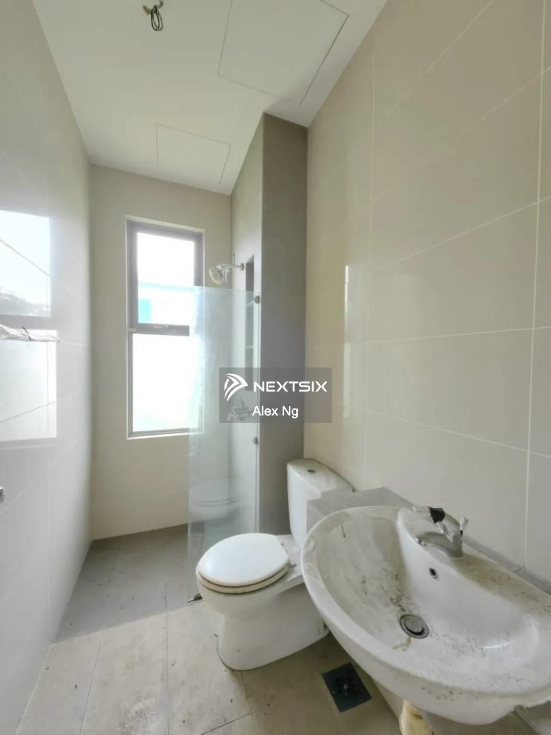 Bungalow For Sale in Tampoi Johor - Image 15