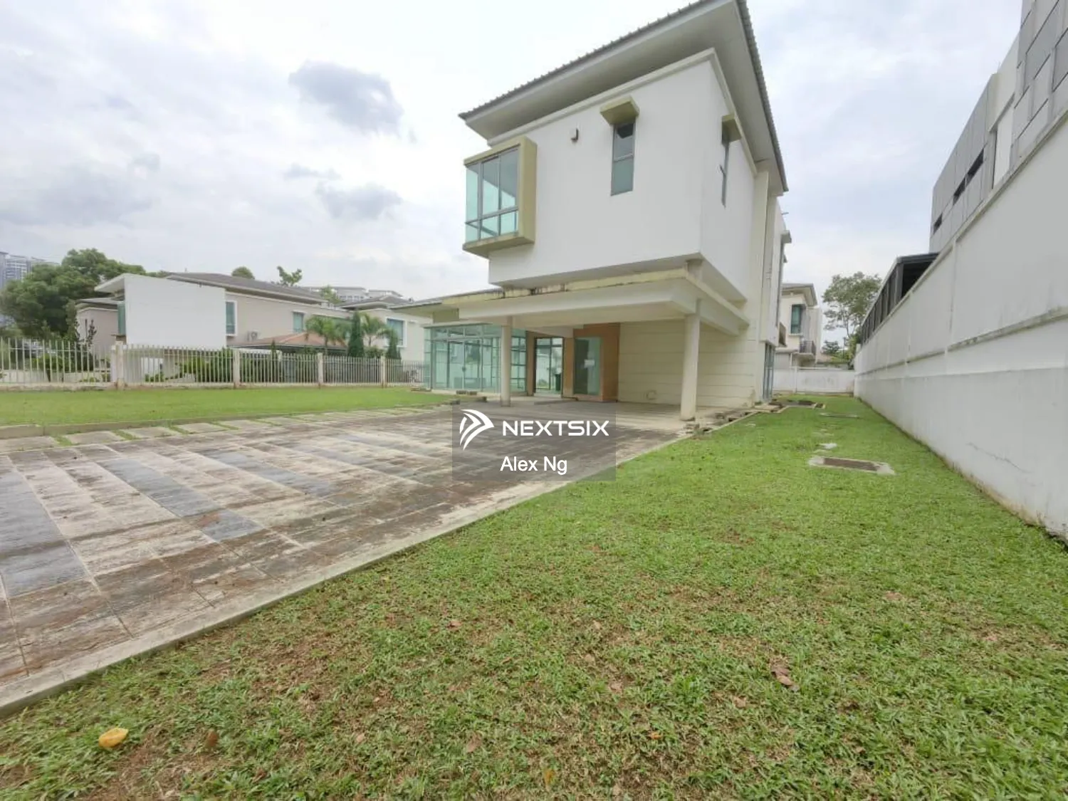 Bungalow For Sale in Tampoi Johor - Image 17