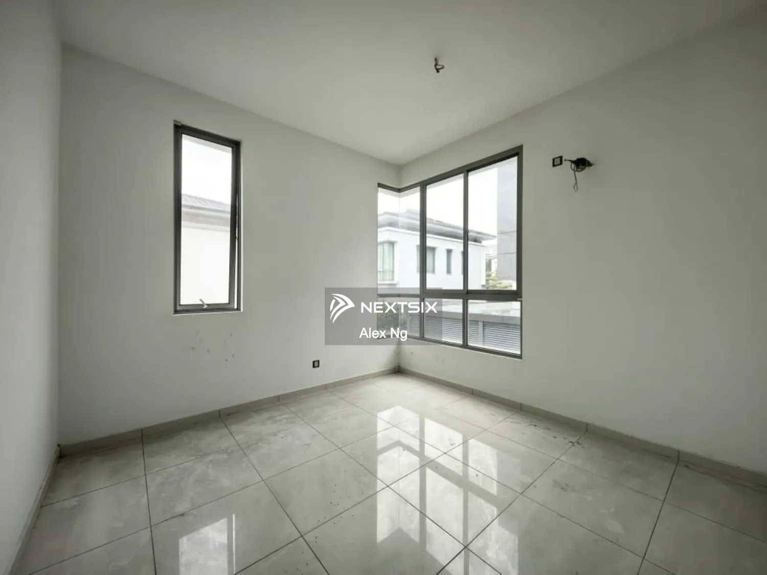 Bungalow For Sale in Tampoi Johor - Image 8