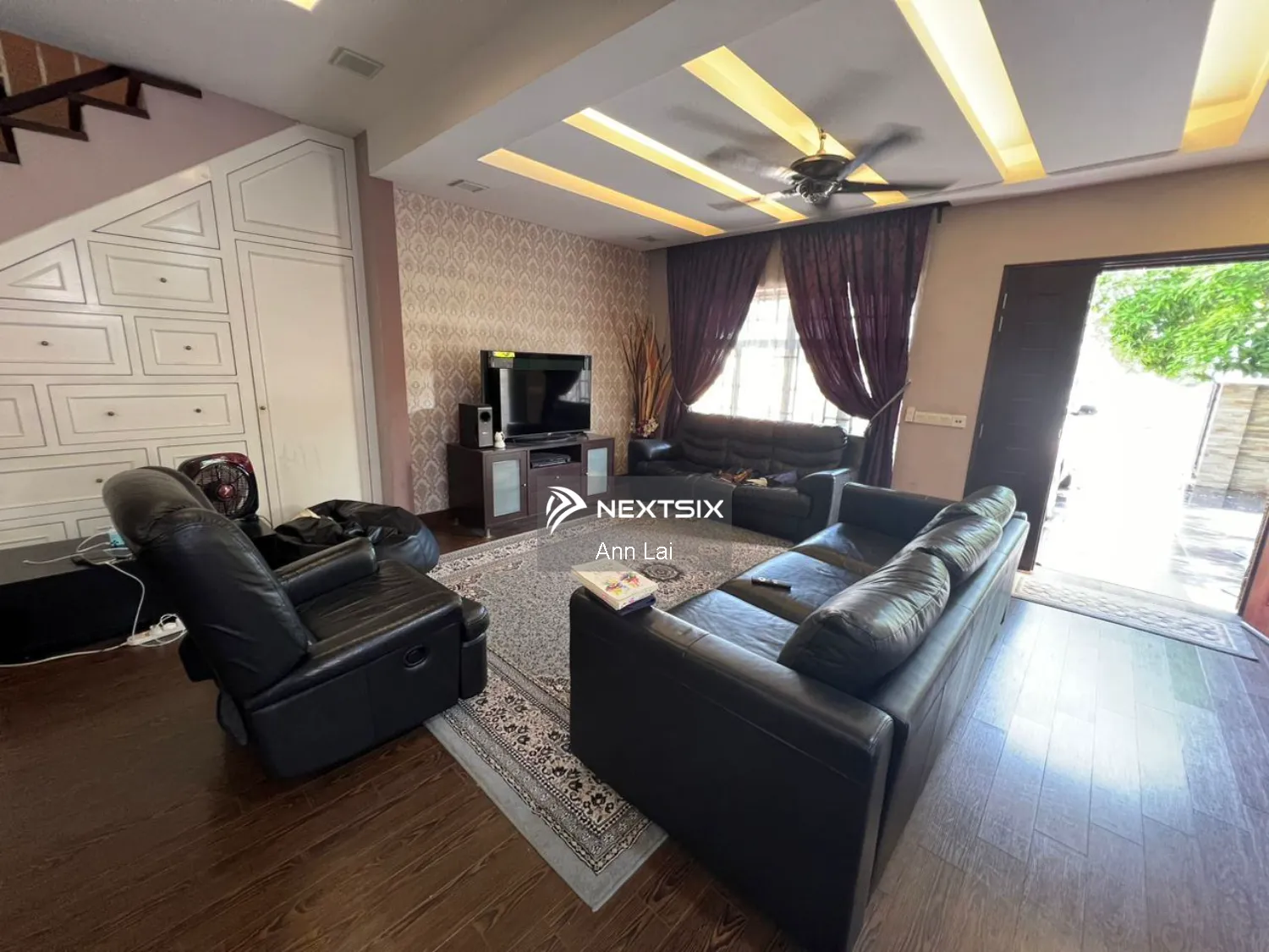 Setia Tropika ( Renovated ) Double Storey Terrace House ( End Lot )