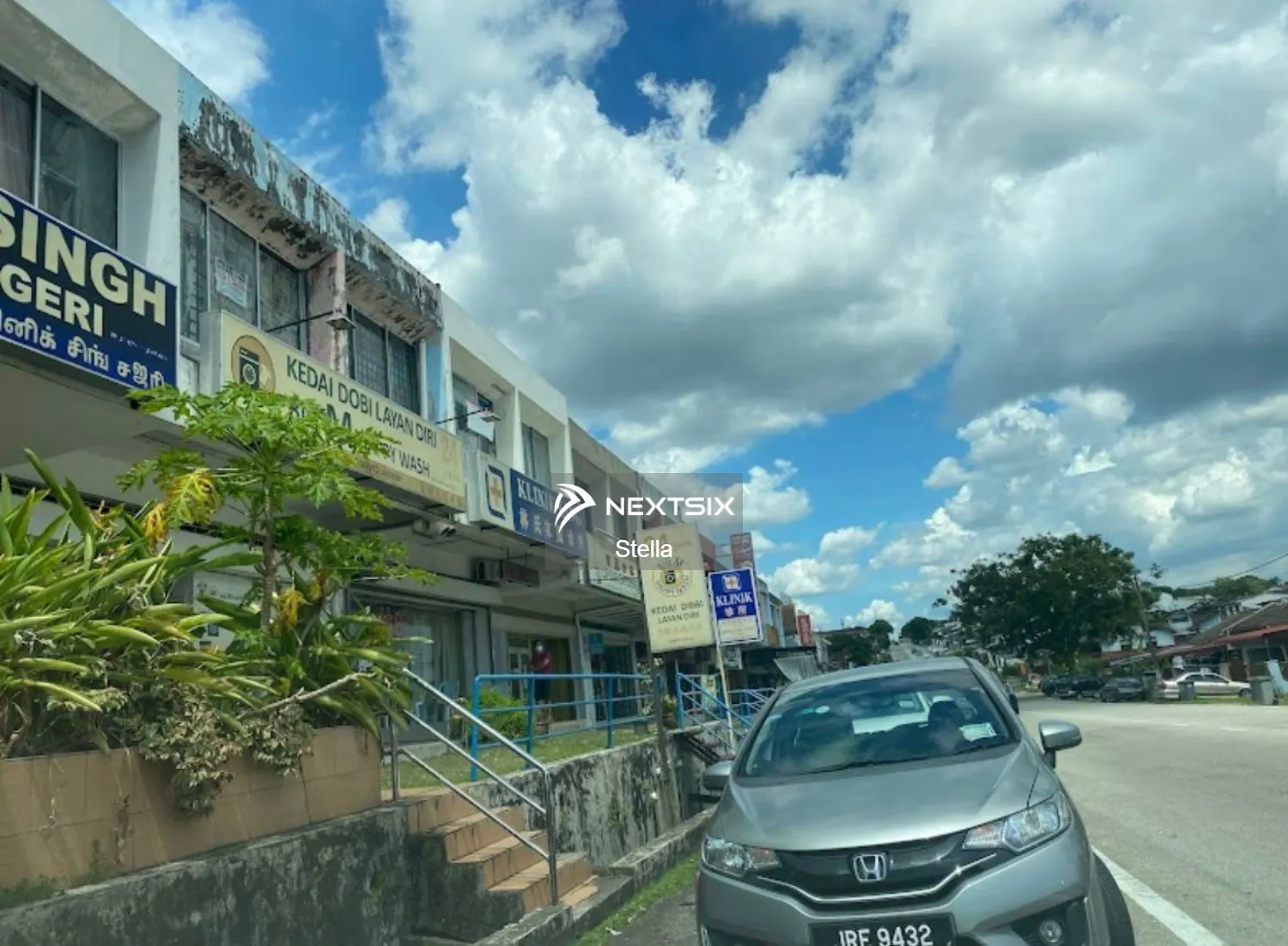 Taman Ungku Tun Aminah Shop lot