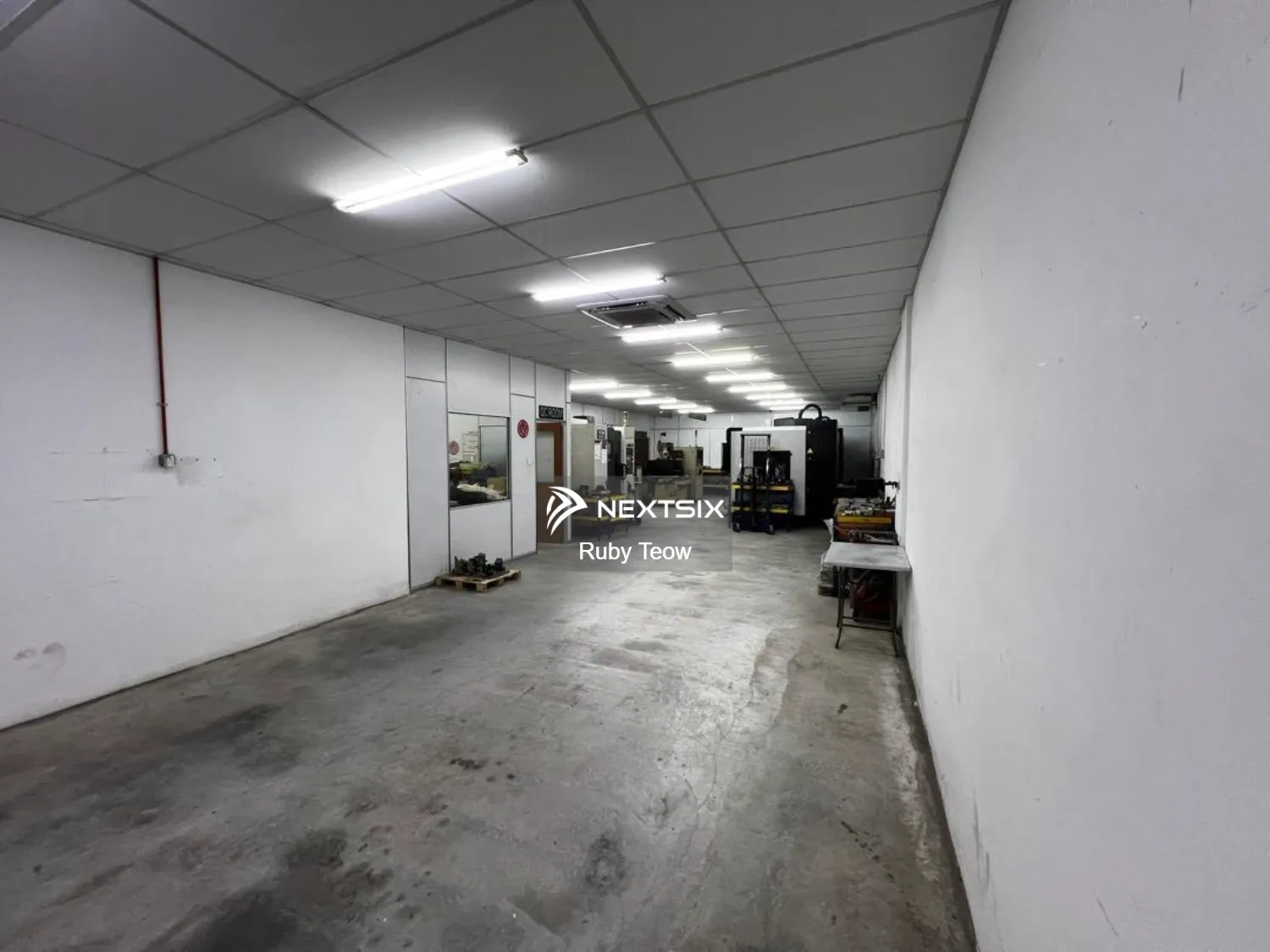 Tiong Nam Industrial Park - 1.5 Sty Terrace Factory For Sale