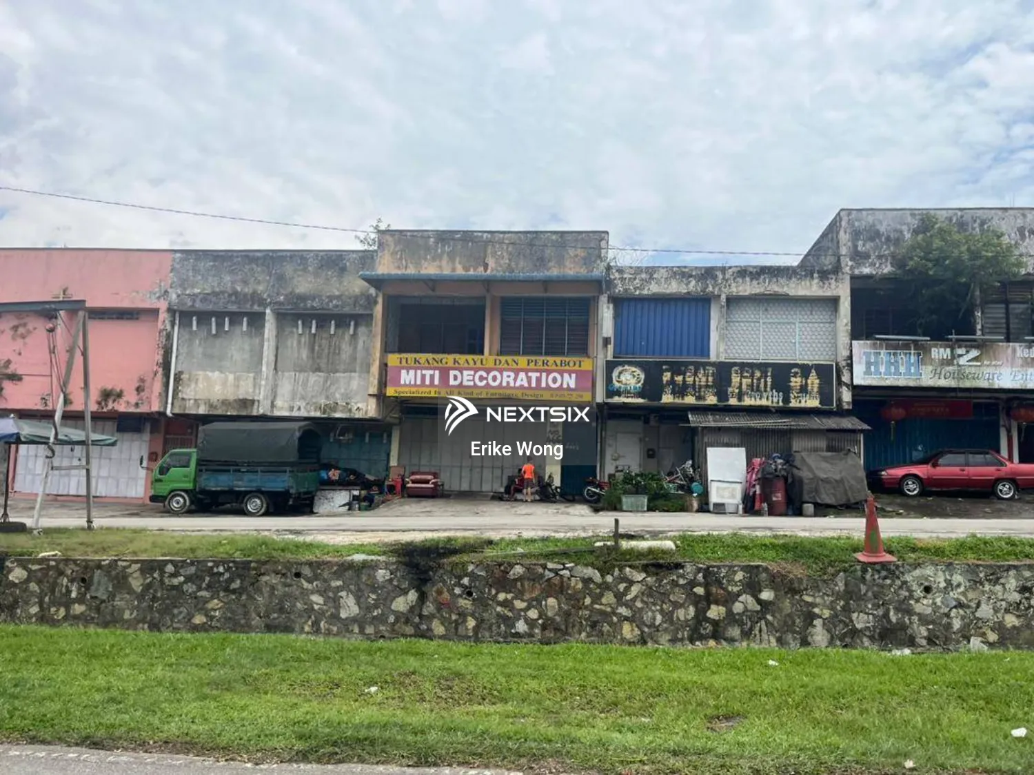Kulai Taman Mewah Double Storey Shoplot FOR SALE