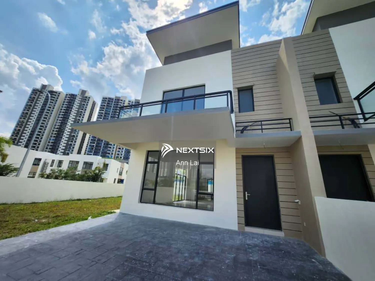 Laman Harmoni 2 Storey Terrace (Brand New Unit / Corner Lot)