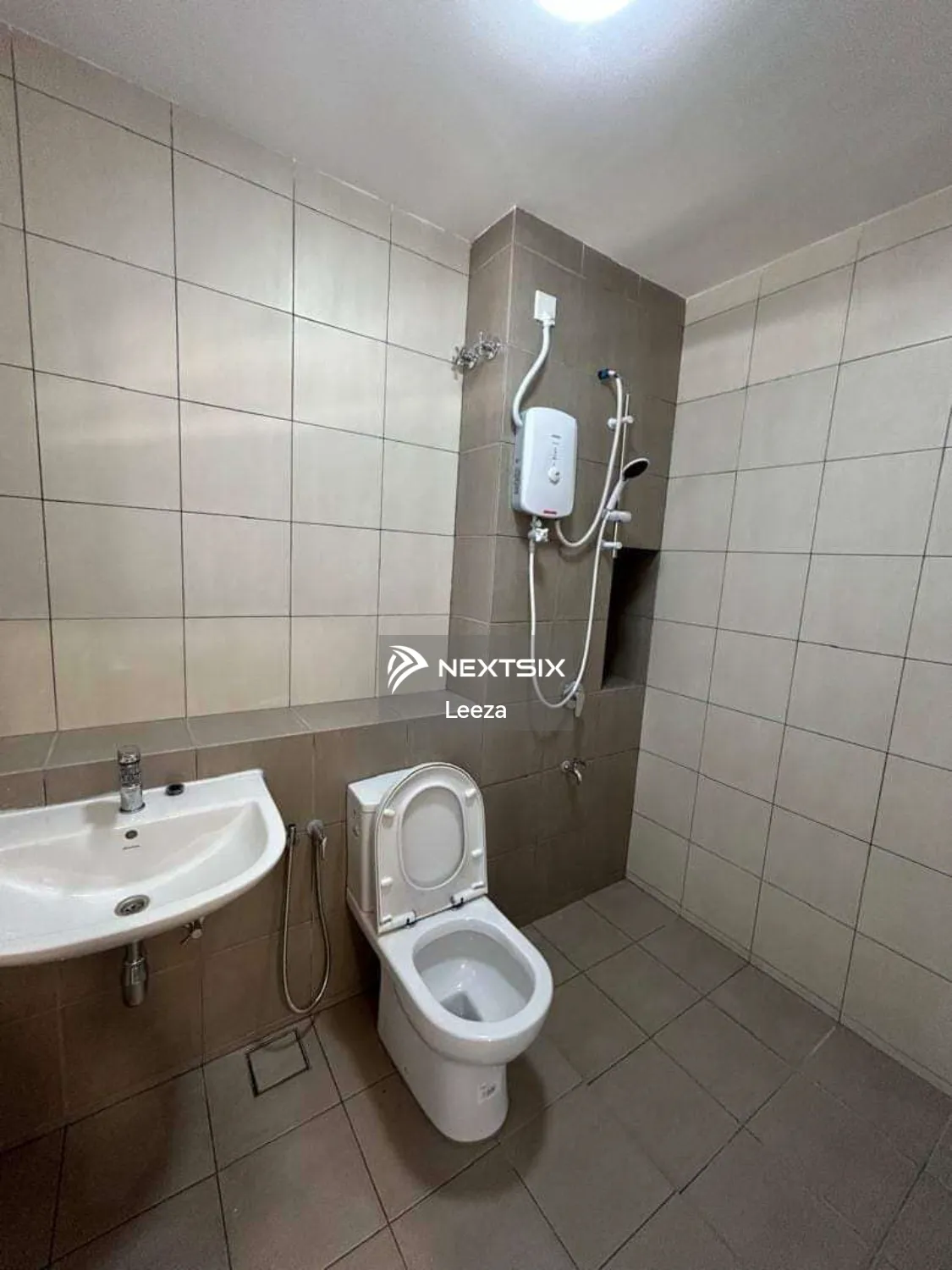 2-sty Terrace/Link House For Rent in Bandar Bukit Raja Selangor - Image 6