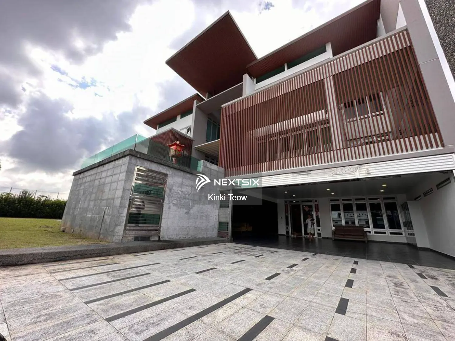Country Residency Seri Alam