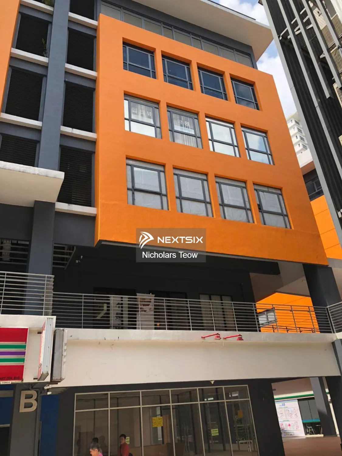 Setia Walk Office Suite corner unit