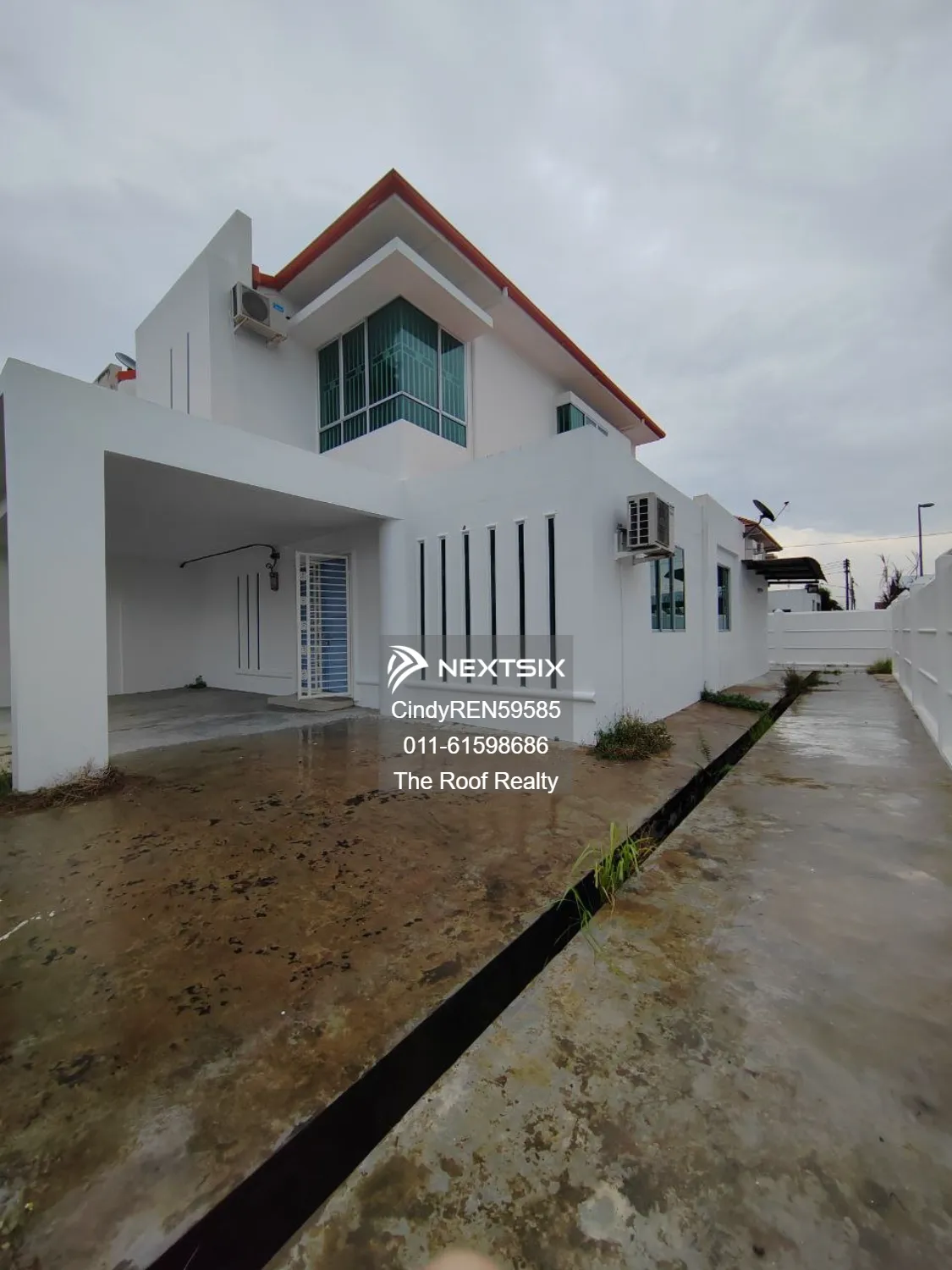 Double Storey Terrace Corner House - Senadin