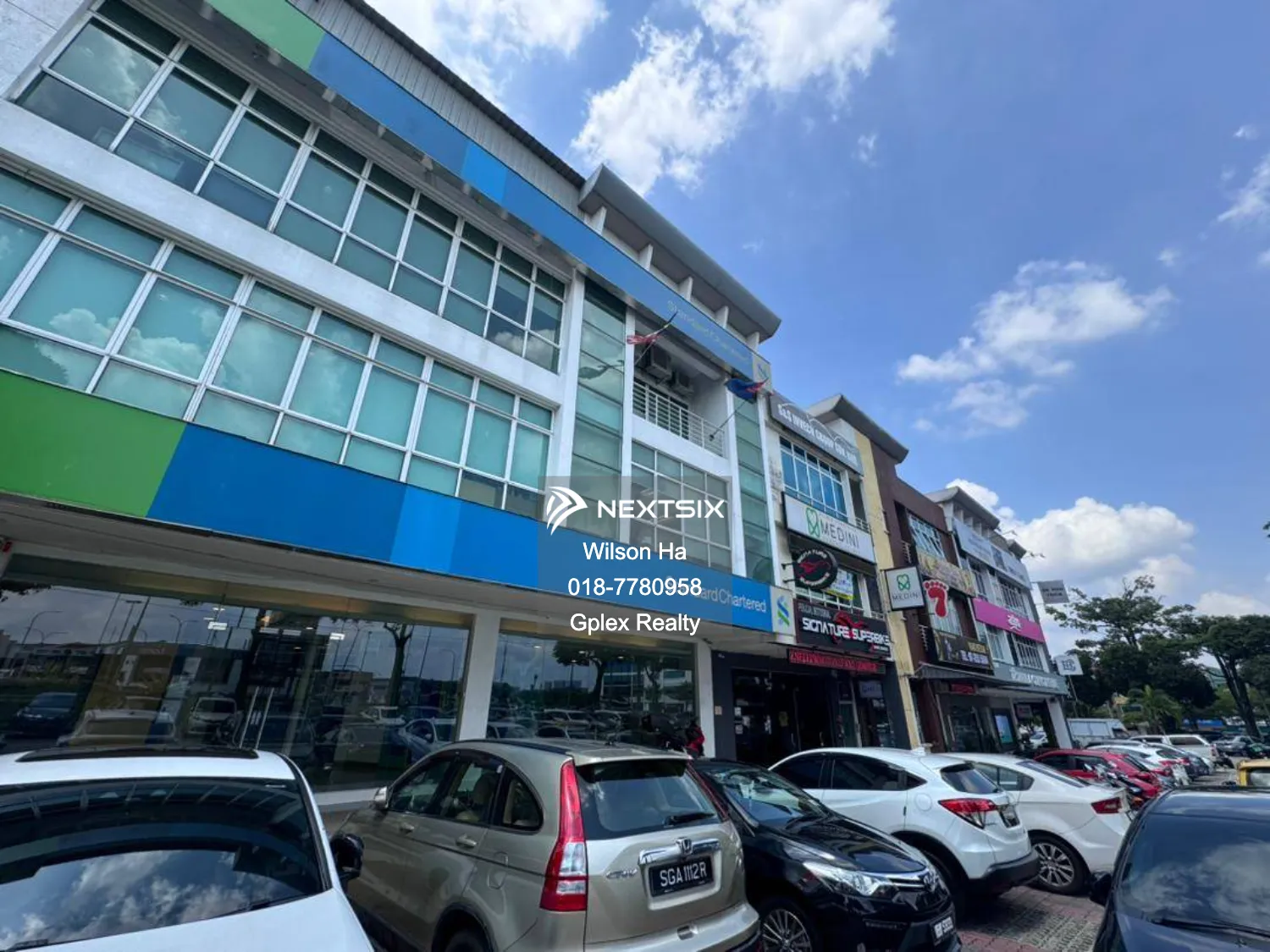 3.5 Storey Shoplot For Sale @ Taman Molek
