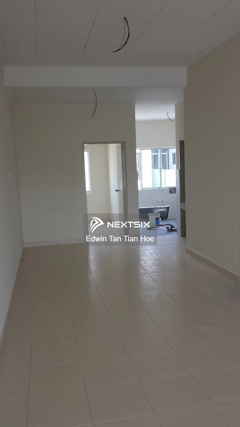 1-sty Terrace/Link House For Sale in Kota Kemuning Selangor - Image 7