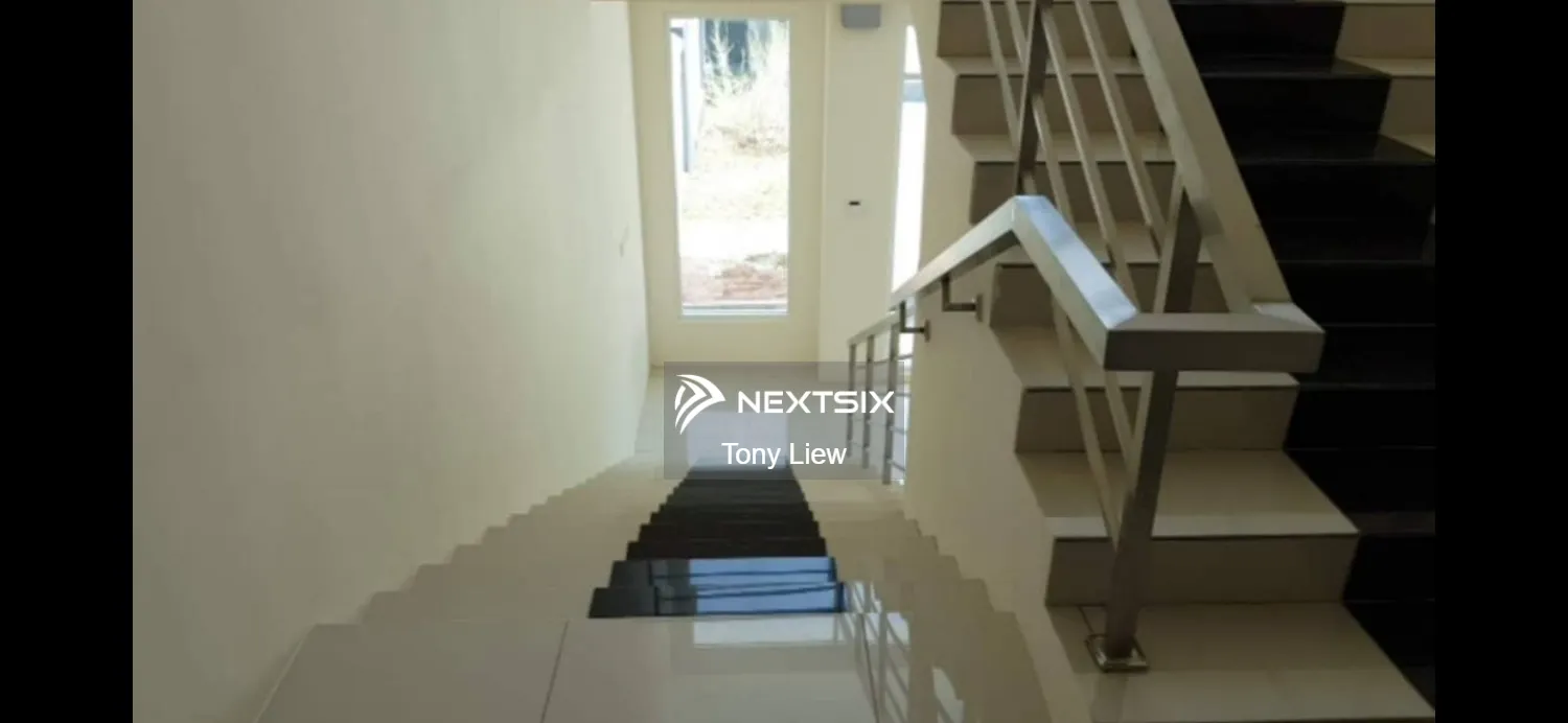 Semi-D Factory For Sale in Semenyih Selangor - Image 8