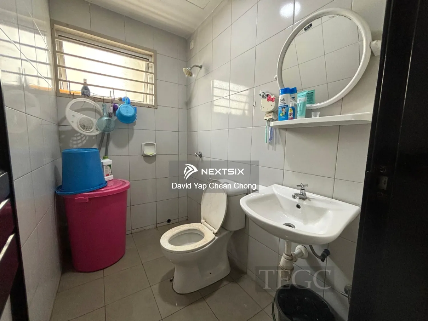 Townhouse For Sale in Bandar Botanic Selangor - Image 5