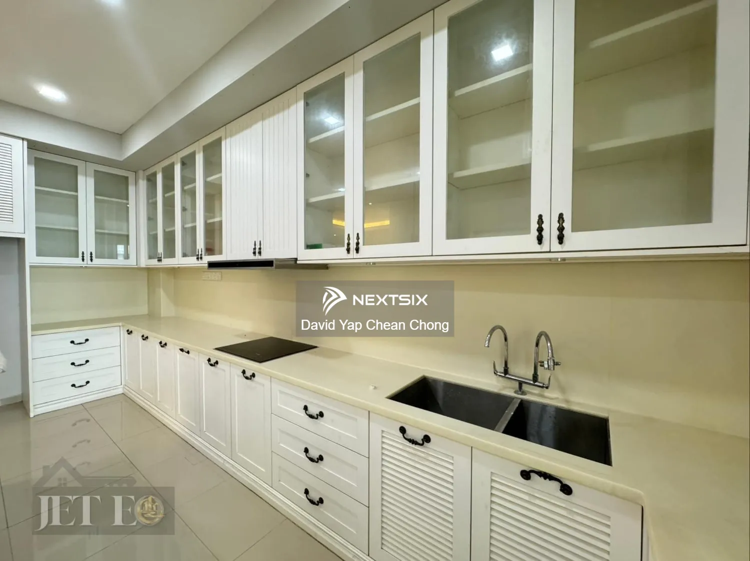 Semi-detached House For Sale in Bandar Bukit Tinggi Selangor - Image 11