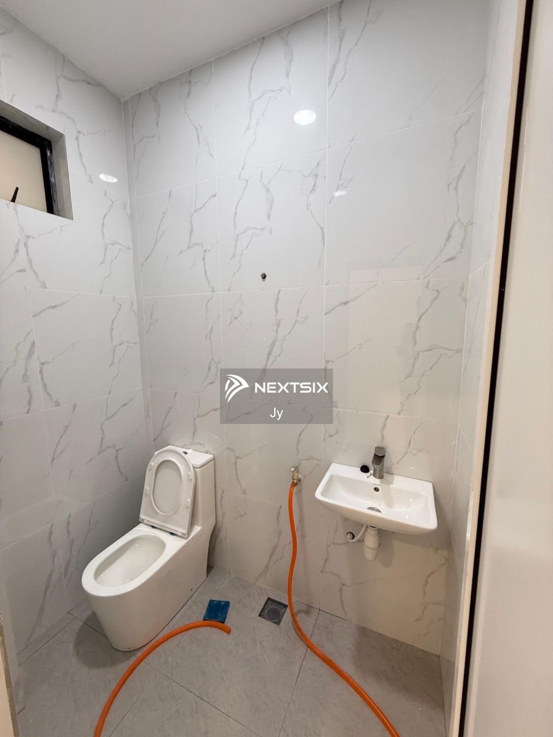 1.5-sty Terrace/Link House For Sale in Permas Jaya Johor - Image 8