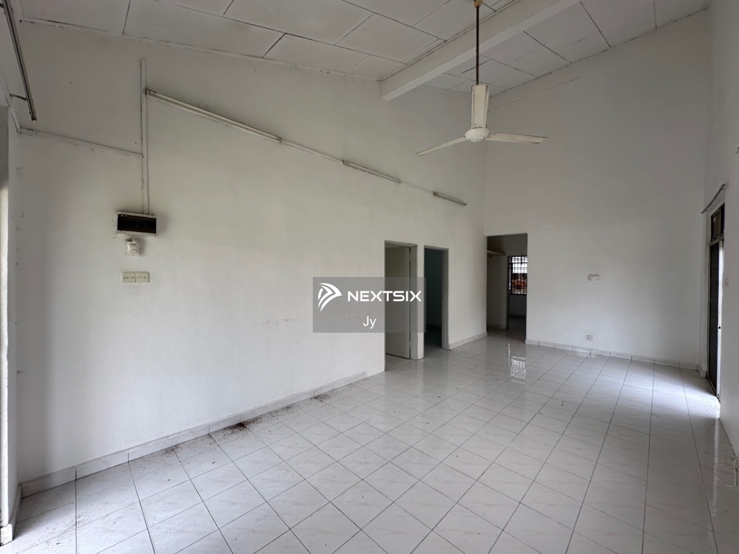 1-sty Terrace/Link House For Sale in Permas Jaya Johor - Image 3