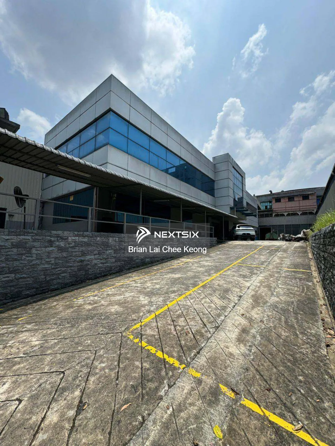 Detached Factory For Rental @ Jalan Hasil / Tampoi / Med Industrial