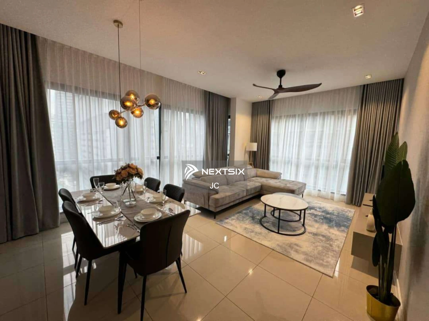 ARIA Luxury Residence