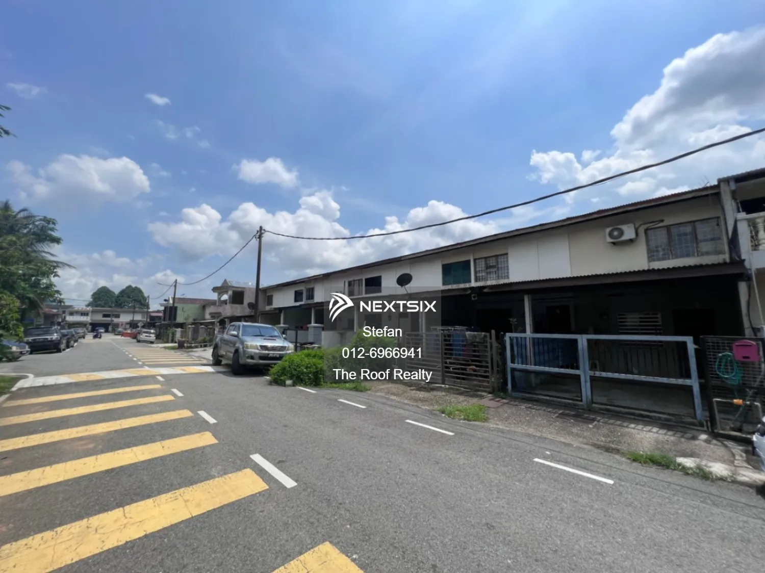 Full Loan , Renovated , Jalan Makmur 12 Taman Makmur , Kulai