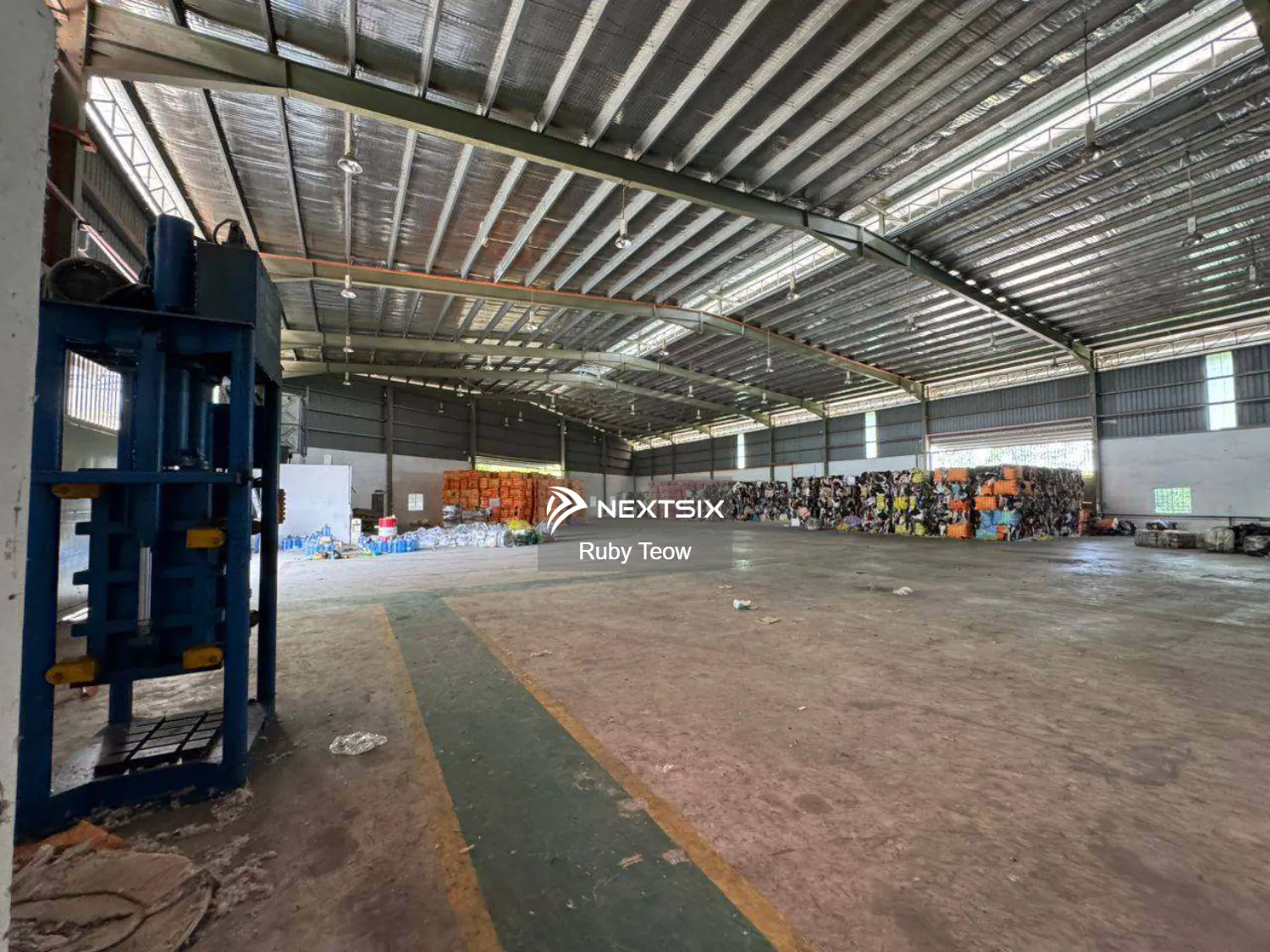 Kota Masai - Factory with Office for Sale or Rent