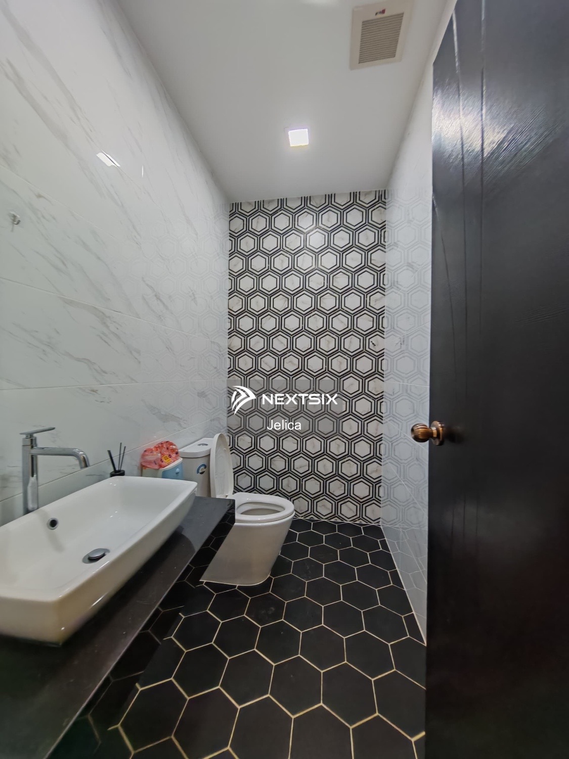 Semi-detached House For Sale in Kota Kinabalu Sabah - Image 9