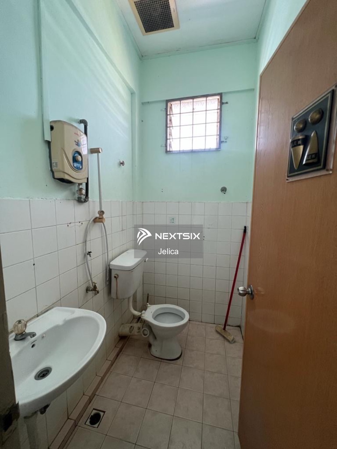 Semi-detached House For Sale in Kota Kinabalu Sabah - Image 9