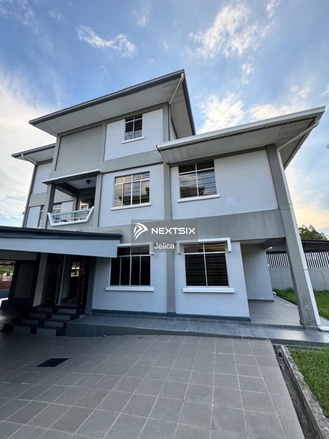 2.5-sty Terrace/Link House For Sale in Kota Kinabalu Sabah